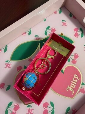 Juicy Couture Gold-Tone Blue Globe Keychain